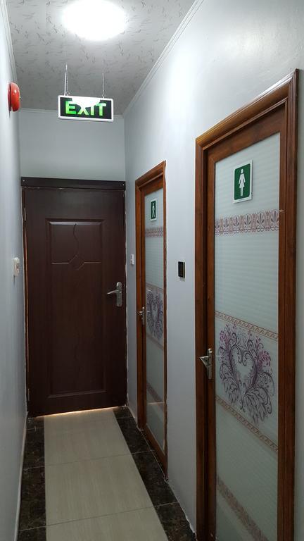 White City Inn Габороне Екстер'єр фото